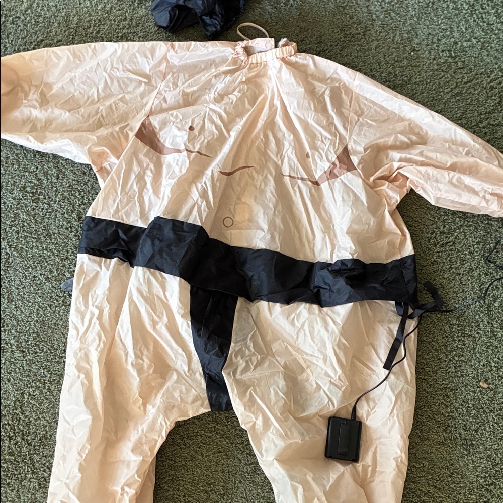 Spirit Inflatable Sumo Wrestler Costume - Black and Cream